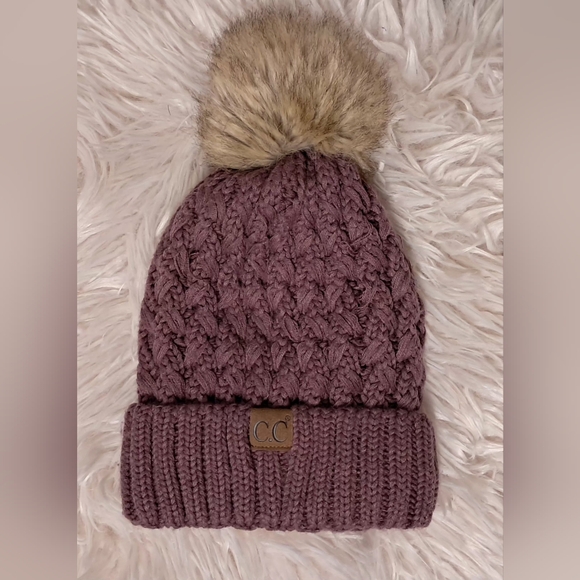 C.C Accessories - C.C Pom Pom Beanie OS